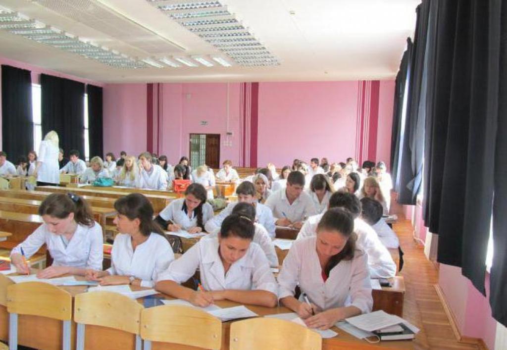 Медицинский университет в Волгограде: факультеты, стоимость обучения и отзывы