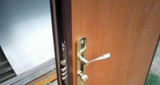 Comment choisir un joint et l'installer sur une porte d'entrée en métal Remplacer le joint de la porte d'entrée de vos propres mains